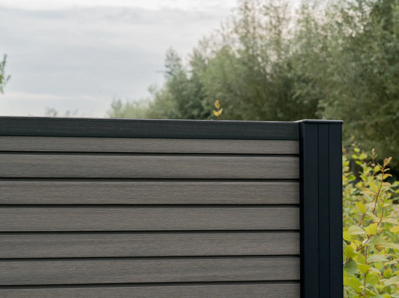 Linholm Zaun Modena Silver Gray - Image 11