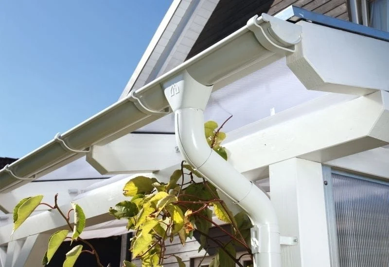 Skan Holz Metall-Regenrinne für Terrassenüberdachung bis 648 cm Breite, weiß - Image 2